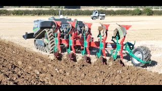 Kverneland Lo85 Onland ploughing with Agxeed Agbot at Tillage Live 2024 Tadcaster Pflügen ploegen [upl. by Kahl]