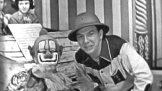 Howdy Doody Show The Intro S1 1952 [upl. by Lehteb]