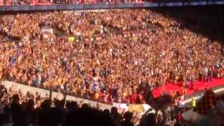 Hull City fans celebrate Tom Huddlestones goal in the FA Cup semifinal at Wembley [upl. by Gaut]