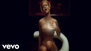 Rihanna  Russian Roulette [upl. by Filide]