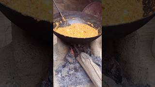 चूल्हे पर गांव के देसी अंदाज में बना देसी गाजर पाकharyanvifoodindiancuisineharyanvi [upl. by Eux924]