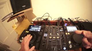 SIMPLE DJ MIXING TRANSITION TUTORIAL BY ELLASKINS THE DJ TUTOR [upl. by Leirbaj807]