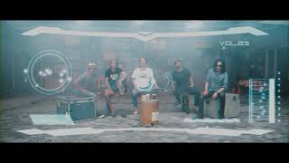 Slank  Bercinta Di Sorga Official Music Video [upl. by Gunthar]