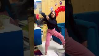 kinikini dance bollywood diljeetdosanjh punjabi punjabisongvideos [upl. by Ecirpac]