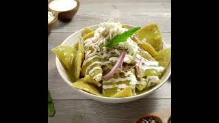 Chilaquiles con Salsa Verde con Habanero Herdez® [upl. by Ellicul706]