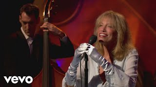 Carly Simon  Moonglow Live On The Queen Mary 2 [upl. by Anailli494]