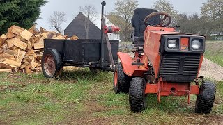 Jak jest zbudowana przyczepka do traktorka kosiarki [upl. by Ymmas268]