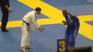 Fernando Terere vs Charles Negromonte  IBJJF European Open 2013  Black Adult  Middle [upl. by Dzoba880]