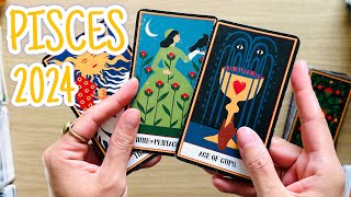 PISCES  quotYOUR 2024 NEW YEAR HERES WHAT TO EXPECTquot 2024 Tarot Reading [upl. by Clower]