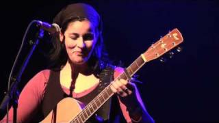 Souad Massi  Raoui  Live à Bruxelles 1010 [upl. by Capriola]