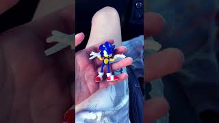 Unboxing 25 inch shrugging sonic figure [upl. by Aicram]