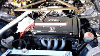 Honda Civic Bseries DIY engine degrease [upl. by Wachter809]