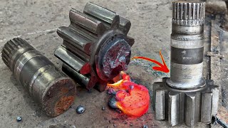 Broken Swing Device Shaft Of Excavator Repaired Perfectly  How to Repair Device Shaft Properly [upl. by Chan297]