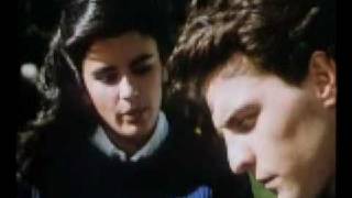 Temblando  Hombres G escenas de Devuélveme a mi chica 1987 [upl. by Haon]