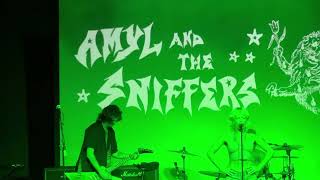 Amyl and the Sniffers live  Knifey Fat Sams Dundee 22823 [upl. by Yobybab]