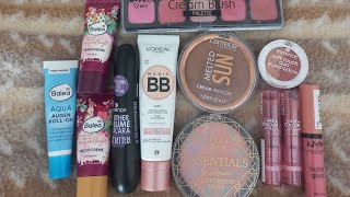 WHATS IN MY Beauty TRAVEL BAG [upl. by Salkin165]