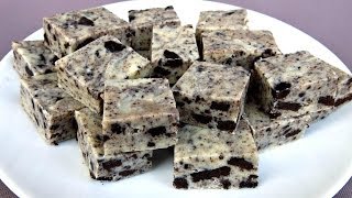 3 INGREDIENT COOKIES amp CREAM FUDGE [upl. by Oninrutas]