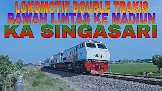 Kereta Lokomotif Double Trakis Berdua Bawah Lintas Tujuan Sampai Ke Madiun Masuk Sudah Selasai [upl. by Ingrim]