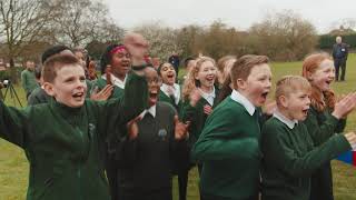 Perry visits Greenholm Primary School  Mascot  Birmingham 2022 [upl. by Ardelis]