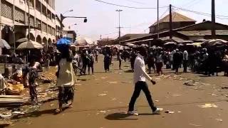 Grève générale en Guinée Constat au grand marché de Madina Conakry [upl. by Cyma]