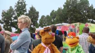 Muppets 2 Procurados e amados  Guerra de trailer de comida [upl. by Tini]