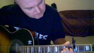 ♪♫ Noel Gallagher  Everybodys On The Run Tutorial [upl. by Zolner]