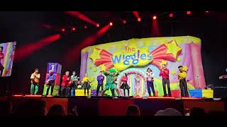 Rattlin Bog – The Wiggles Wiggle and Learn Tour Perth 2024 [upl. by Harness637]