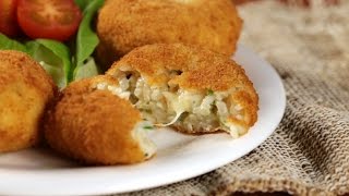 Cómo hacer Croquetas de Arroz con Queso  Recetas Rápidas [upl. by Ymirej]