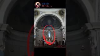 La Vergine Maria appare miracolosamente in un chiesa in Argentina miracolo verginemaria [upl. by Yraccaz51]