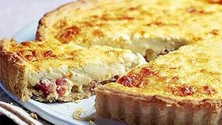 Quiche lorraine  Recept [upl. by Rolo]