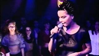 Björk  Possibly Maybe live on Top of the Pops 1996 [upl. by Arlana]