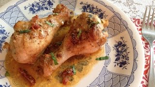 Pollo Asado con Salsa de Tomates Secados al Sol y Parmesano [upl. by Aenneea312]