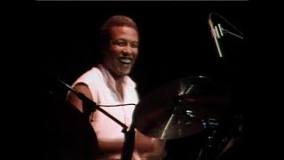 Steve Ferrone Drum Solo  wLouis JohnsonGeorge DukePaul Jackson Jr 1983 [upl. by Yllatan54]