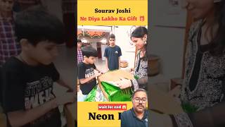 Sourav Joshi Ne Lakho Ka Gift Dia 😱🎁 shorts ytshorts souravjoshivlogs souravjoshivlogs7028 [upl. by Ahtera365]