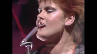 Yazoo  Dont Go TOTP 1982 [upl. by Yhtamit]