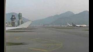 United Airlines Boeing 747400 landing in Hong Kong [upl. by Monro]