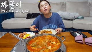 Real mukbang A lot of chopped pork quotPork Kimchi Jjageuliquot☆ Snack is Orange 🍊 [upl. by Sisely407]