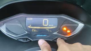 Pcx160Trip meter Reset Reset trip meter after change oil [upl. by Htenywg256]