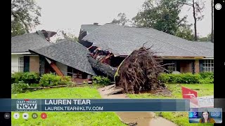 Tree splits Tyler home in half [upl. by Mutua]