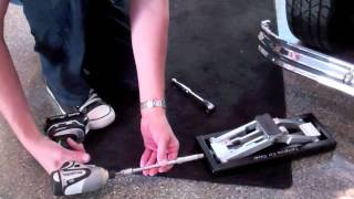 Compact Low Profile Billet Jack For Tire Changes and Chassis Lift Model 21308000 [upl. by Obel]