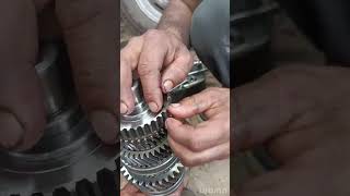 Transmission box overhaul gearbox repairing synchoniser ring failure gear problem in gear box [upl. by Ainej]