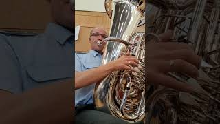 Mit vollen Segeln  Marsch Musikkorps der Bundeswehr  Bass Solo auf Miraphone 64 Kaisertuba Hagen [upl. by Kone868]