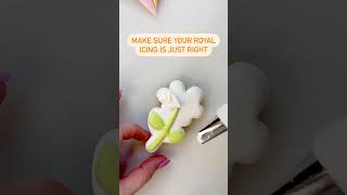 How to Make Royal Icing Flowers 🍪🌼🍪 [upl. by Emia]