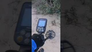 Ritrovamento in spiaggia METALDETECTING metaldetecting metaldetector [upl. by Akinod764]