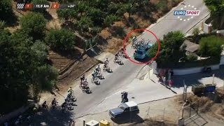 Vuelta Nibali si fa trainare dopo maxi caduta espulso dalla gara [upl. by Hausner]