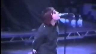 Oasis  Champagne Supernova Live  Chicago 1999  RARE [upl. by Theone535]