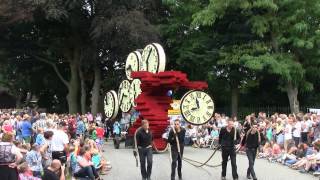 17082013 61e Bloemencorso Leersum 1e ronde 22 [upl. by Ynneg]