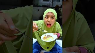 Riska Vlog Makan Es Krim Punya Incess [upl. by Herwig416]