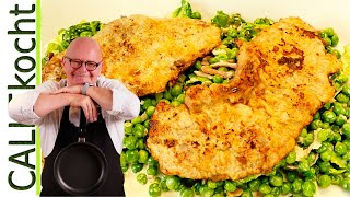 Pariser Schnitzel mit feinen Erbsen quotPariser Artquot Rezept  CALLEkocht [upl. by Lamar]