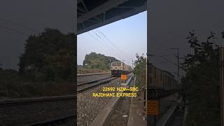 quotNAMMA RAJDHANIquot 22692 HAZRAT NIZAMUDDINSBC BENGALURU RAJDHANI EXPRESS wap7 wap7 priority train [upl. by Tnelc]